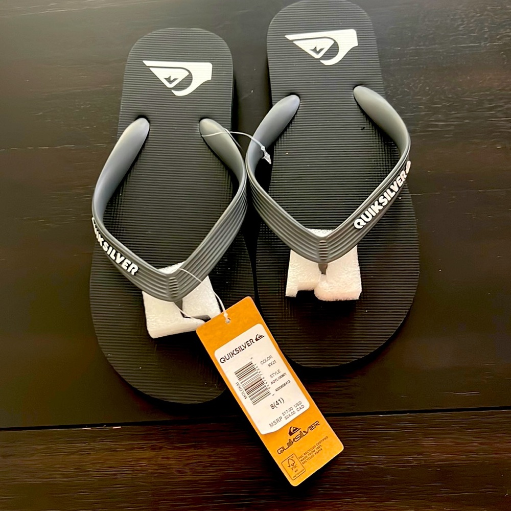 Quicksilver flip flops